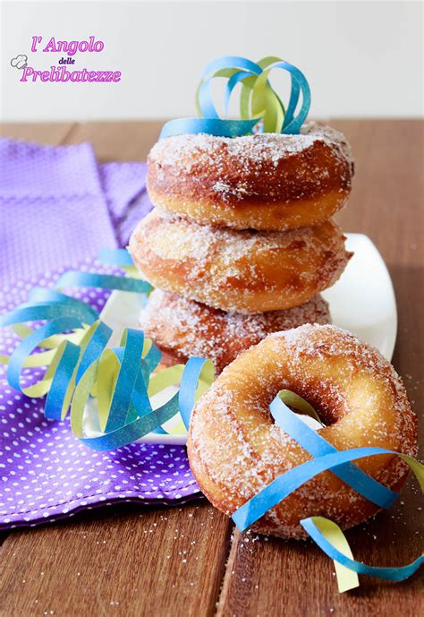 E'una ricetta tradizionale antica di ben oltre 200 anni quest'anno proprio in previsione del carnevale di prossima settimana abbiamo deciso di. Graffe napoletane di carnevale, dette anche zeppole | l ...