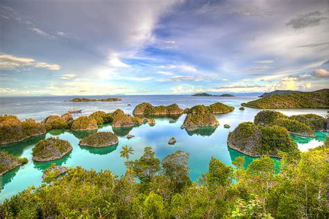 Plan Trip to Papua | Authentic Indonesia | Local Travel Agency