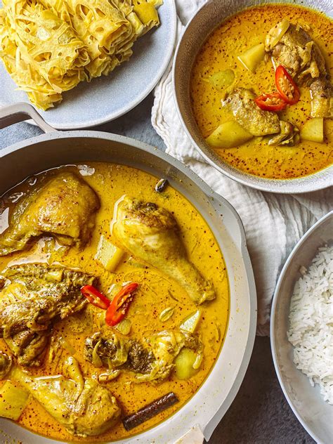 Malaysian Chicken Curry Kari Ayam Farah J Eats