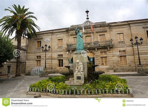 Galicia is an autonomous community of spain and historic nationality under spanish law. Staty Av Frans Salvado I Tui, Galicia, Spanien Arkivfoto ...