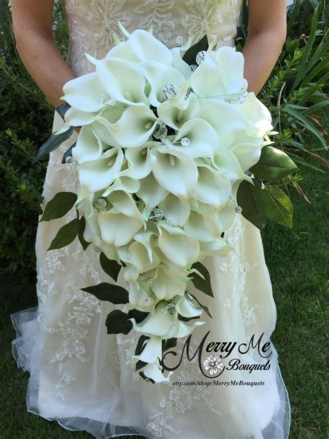 Bridal wedding bouquet teardrop cascade white&purple rose pearl flowers handmade. Cascade Bouquet - Cascade Calla Lily Bouquet - Off White ...