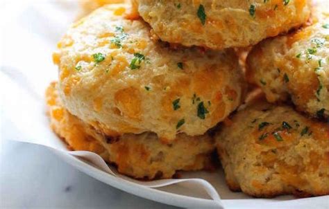 Directions preheat oven to 425 degrees f in a large bowl, combine flour, sugar, baking powder and salt together. Paula Deen's Delicious Cheddar Biscuits Recipe Revealed ...