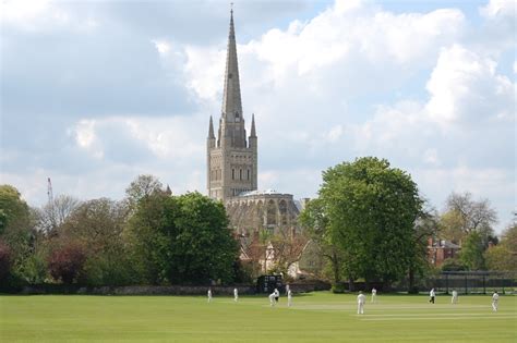 2 beds 2 baths 1344 sq. Norwich Cathedral