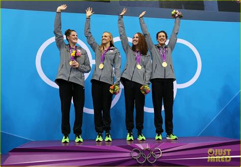 Us Womens Swimming Team Wins Gold In 4x200m Relay Usa Swimming