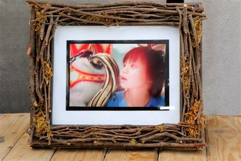 Check spelling or type a new query. How to Make a Twig Picture Frame: 8 Steps (with Pictures)
