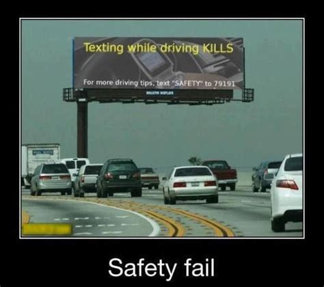 Texting Driving Sign Fail ~ Funny Joke Pictures