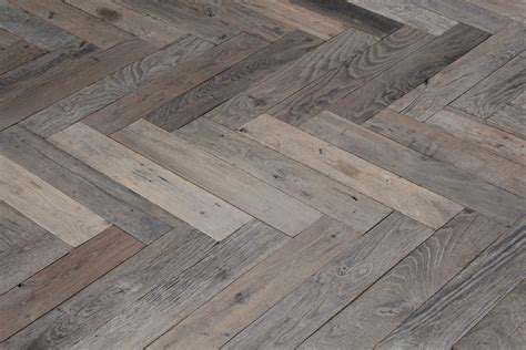 Maybe you would like to learn more about one of these? Parquet ancien bâton rompu en chêne | BCA Matériaux Anciens