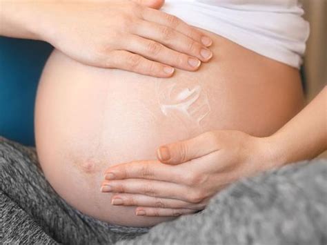 Pregnant In Uae How To Avoid Getting Stretch Marks During Pregnancy