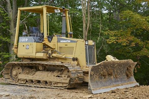 Construction Vehicle For Digging Editorial Photo Image Of Scooping
