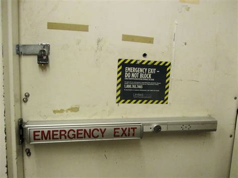 Ww Emergency Exit I Dig Hardware Answers To Your Door Hardware