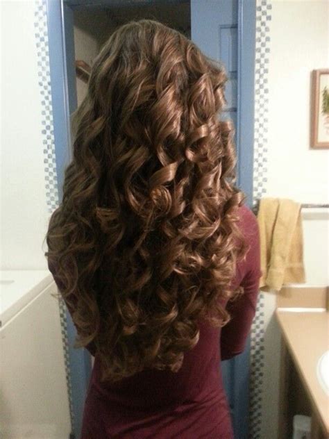 However, long and medium length hairs can carry the waves perfectly. thick hair curls | Curls for long hair, Long hair styles ...