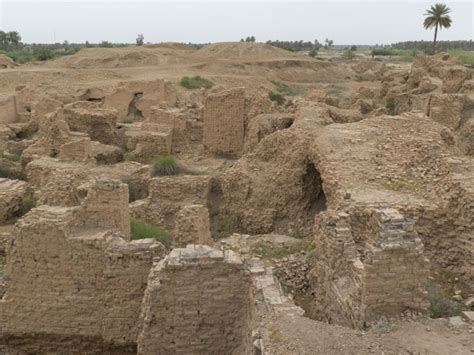 Heres What Its Like To Visit Babylon The Glorious Ancient City That
