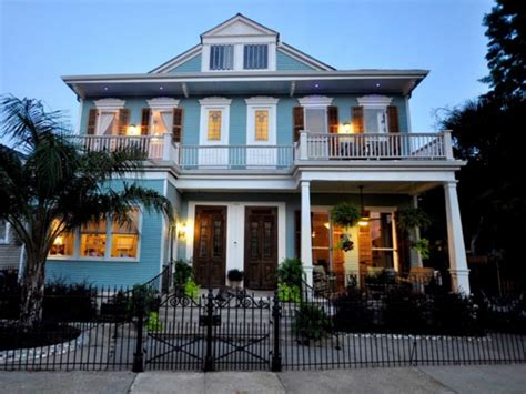 New Orleans Louisiana Vacation Rental Ambiance In The Treme 4