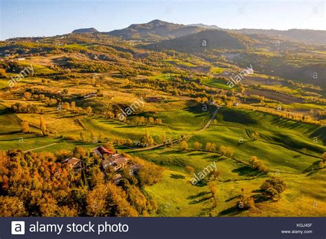 1,059 likes · 175 were here. Emilia Romagna Landscape Banque d'image et photos - Alamy
