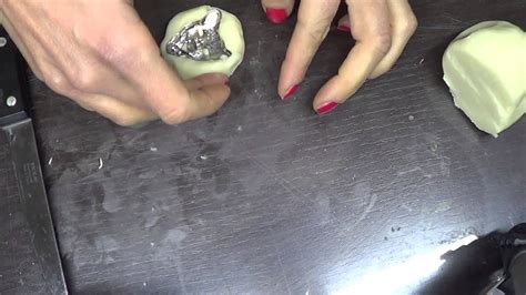Da oggi, con gli stampi che avrete creato personalmente con l'arte del fai da te. come creare uno stampo con silicone e farina - YouTube