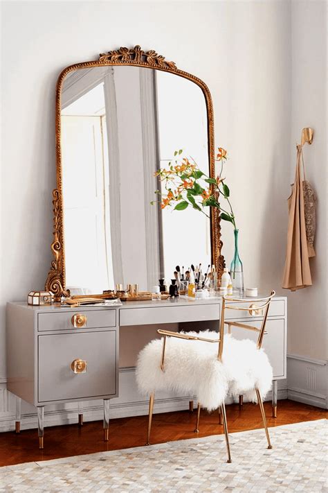 We reviewed dozens of vanity mirrors to identify the best of the best. Best 4 Makeup Vanity Mirror Set Ideas You Must Adopt