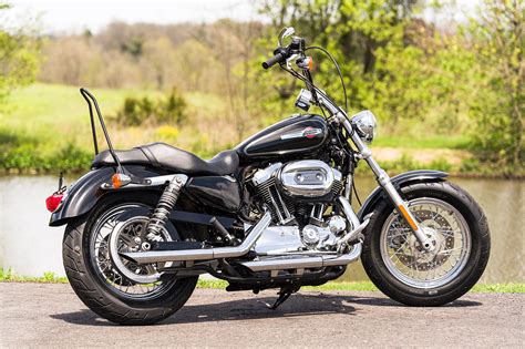 Harley Davidson Xl C Sportster Custom Vivid Black