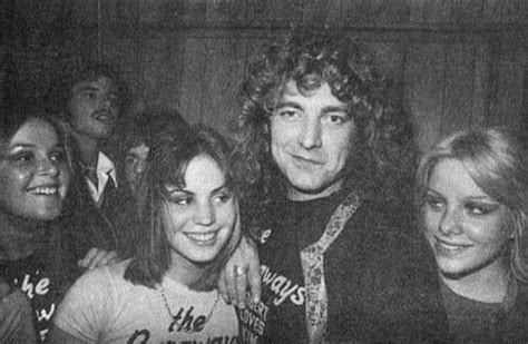 Robert Plant And The Runaways Mais Sobre Lendasdamúsica No E Book