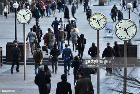 Lots Of Clocks ストックフォトと画像 Getty Images