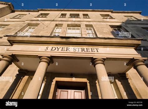 5 Dyer Street An Architecturally Interesting Building In Cirencester