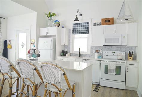 Cottage Kitchen With Island Serena And Lily Riviera Counter Stools