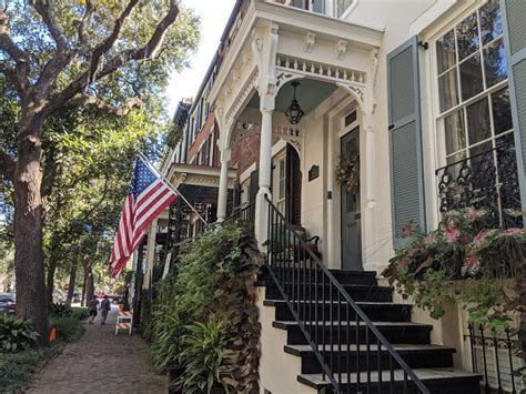 21 Romantic Things To Do On A Honeymoon In Savannah Ga