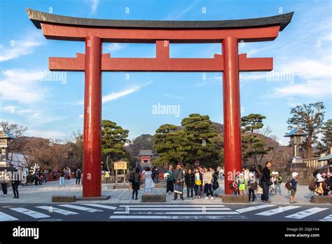 Torii Kamakura Fotografías E Imágenes De Alta Resolución Alamy