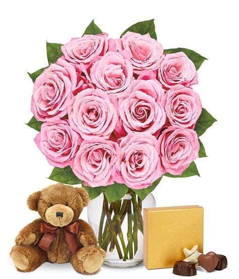 Maybe you would like to learn more about one of these? Flowers And Chocolates Pictures : Chocolate Flower Gifts ...