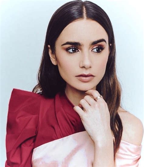 Lily Collins Maquillaje