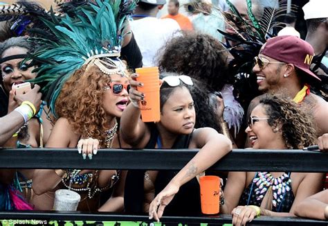 Rihanna Shows Off Her Curvy Figure As She Parties At Barbados Carnival Daily Mail Online