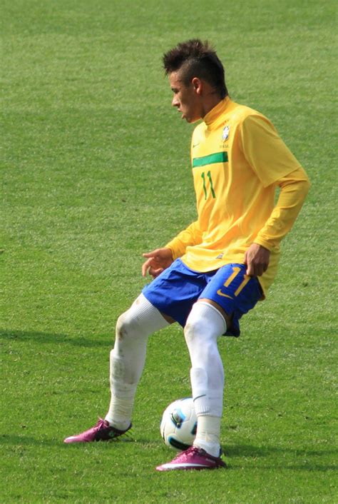Super spontan all stars minggu 5 muzik video spontan kungfukipidap. All Super Stars: Neymar Young Football Star 2011