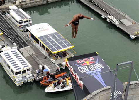 Pegs Blog Red Bull Cliff Diving World Series 2010 La Rochelle