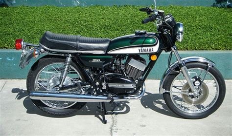 64 54 mm cooling system: 1973 Yamaha RD 350 (With images) | Classic motorcycles ...