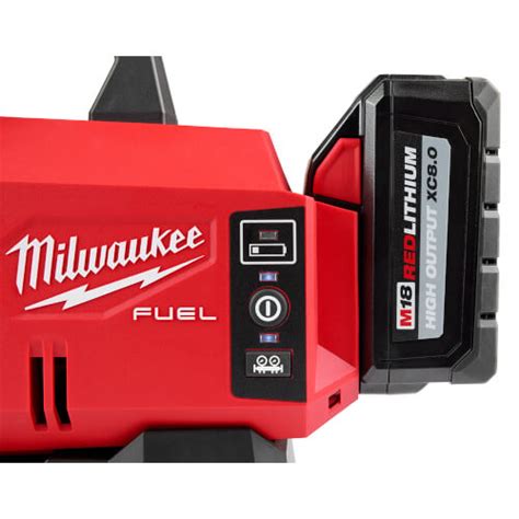 2941 21 Milwaukee 2941 21 M18 Fuel 5 Cfm Vacuum Pump Kit