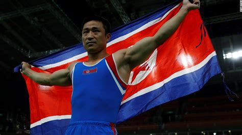 North Korean Gymnast Takes Gold In Rio Cnn Video