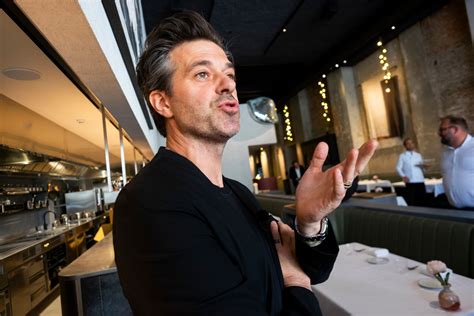 Per proteggersi è necessario rivestire il materasso e il cuscino con coperture antiacaro certificate. Sergio Herman stelt nieuw restaurant Le Pristine in ...