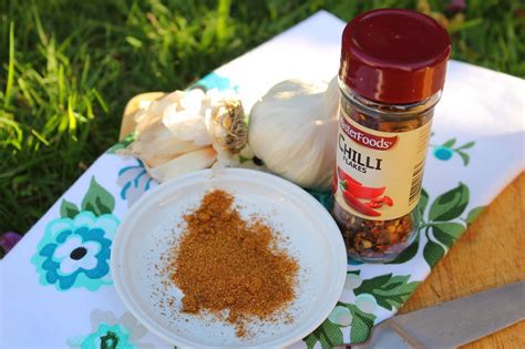 It's easy to make a batch of garlic spray for home use. A little bit country: For the garden..........chilli and ...