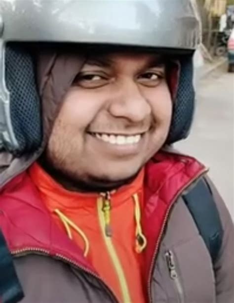 Happy Zomato Delivery Guy Indian Meme Templates