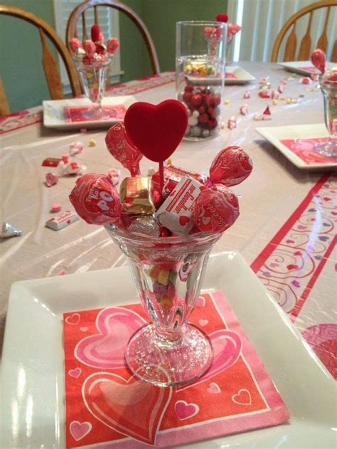 stunning valentine table centerpiece ideas 24 homyhomee