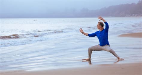 Continue Your Qi Gong Practice With Lee Holden S Online Qi Gong Classes