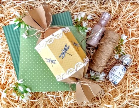 We offer a top class delivery service in belfast city, county antrim, down and throughout northern ireland. A Passion For Cards: Tonic Studios Craft Kit 20 inspiration