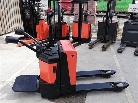forklifts hull