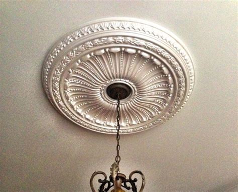 Diy, living room, our flat. Viceroy Ceiling Medallion - Project Pictures | Ceiling ...