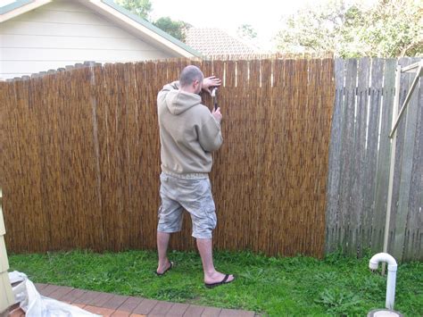 This low fence design is popular in the kansei region of japan, where it is often used as a property border fence. Diy Bamboo Fence Panels : Mandem Inspiration Decor ...