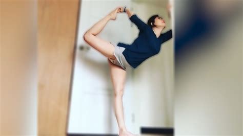 Hot Yoga Nip Slip Gymnastics Contortion Twerk Shower Routine