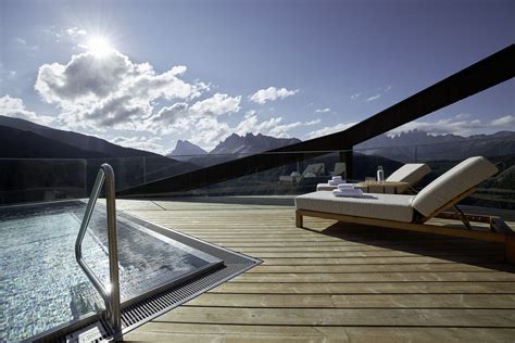 Wellnesshotel Forestis Dolomites Luxuriöses Hotel In Brixen Dolomiten