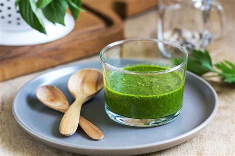 Maybe you would like to learn more about one of these? Salsa Verde ricetta | idea sprint per condire pesce e bollito