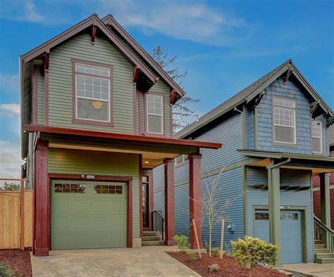 House plans from under 1300 square feet to 2500 square feet! Narrow Lot 3 Bed Craftsman House Plan with 1-Car Garage ...