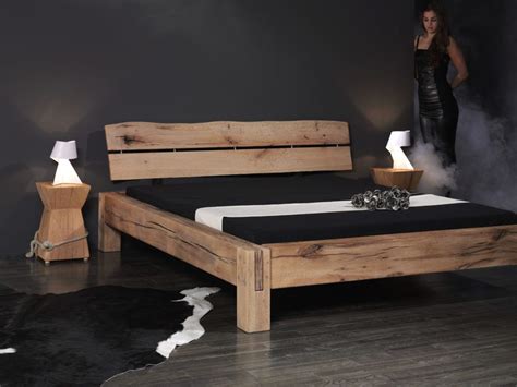 Balkenbett sumpfeiche aus massiven sumpfeichen balken gefertigt. Bett Rocco Sumpfeiche - Sprenger Möbel | Bett bauen, Bett ...