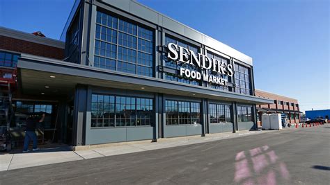 Sendiks Closing West Milwaukee Grocery Store On Miller Park Way